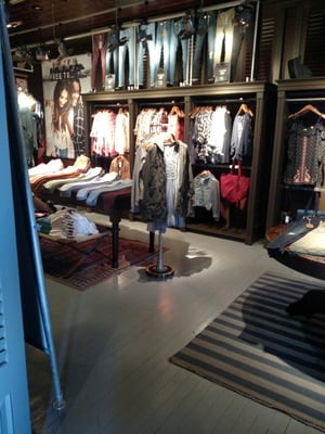 hollister brentwood