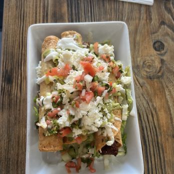Buena Comida Mexicana - Vegan chorizo taquitos - Mexican Near Me - Los Angeles, California Buena Comida Mexicana - Vegan chorizo taquitos - Mexican Near Me - Los Angeles, California