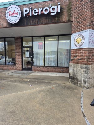 Dobre Pierogi by null