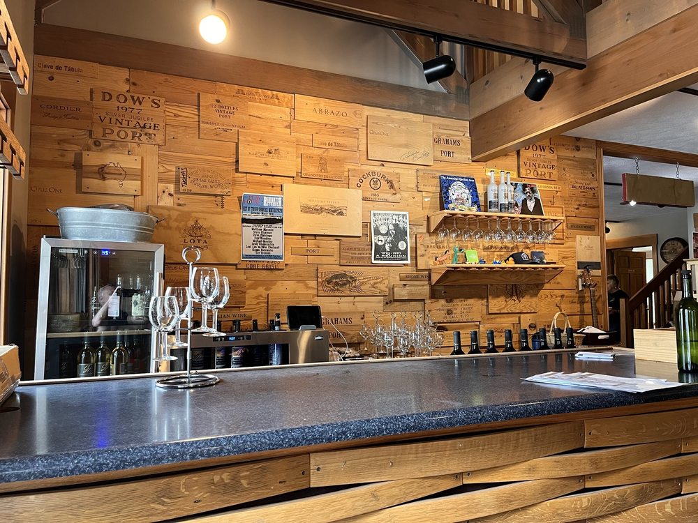 Country Heritage Winery - Nashville - vineyard in Nashville, IN