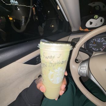 Starbucks - Coffee & Tea Near Me - Cincinnati, Ohio