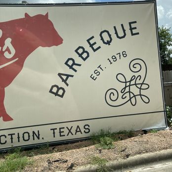 Lum's - Barbeque Near Me - Junction, Texas