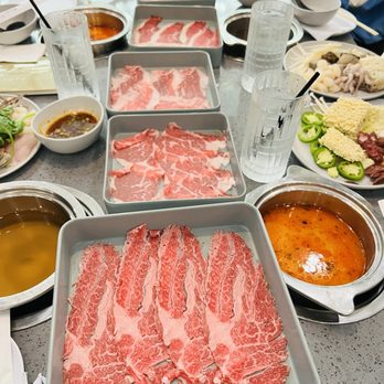 Shabu En - This is how they bring u the meat. So we always ask for like 4 orders at a time. - Hot Pot Near Me - Houston, Texas Shabu En - This is how they bring u the meat. So we always ask for like 4 orders at a time. - Hot Pot Near Me - Houston, Texas