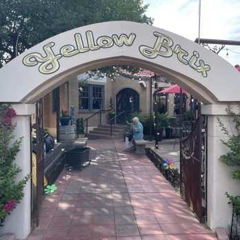 Yellow Brix Restaurant - Seafood Near Me - Carlsbad, New Mexico Yellow Brix Restaurant - Seafood Near Me - Carlsbad, New Mexico