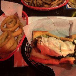 Michael's Bar & Grill