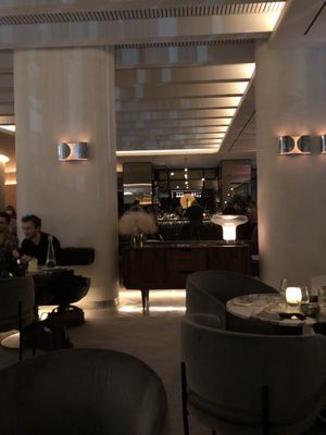MARCUS Restaurant + Lounge by null
