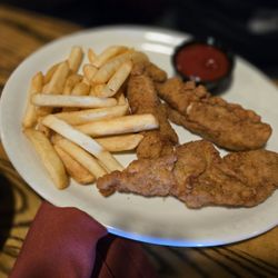La Ristra - Chicken tenders and fries from kid's menu