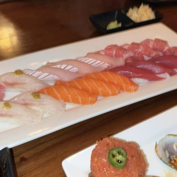 EAT'S SUSHI - Sushi Bars Near Me - Costa Mesa, California