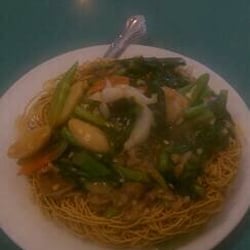 Kim Tar BBQ Restaurant - Crispy chow mein