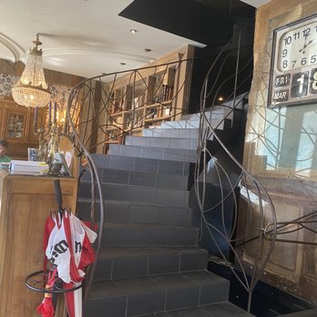 Café Plume - Brasseries Near Me - Paris, 75