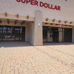 Super Dollar - Outside