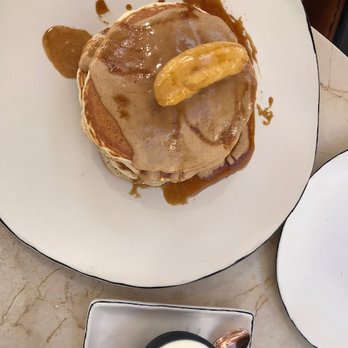 Comal - ricotta pancakes with banana and peanut butter - Latin American Near Me - Cabo San Lucas, BCS Comal - ricotta pancakes with banana and peanut butter - Latin American Near Me - Cabo San Lucas, BCS