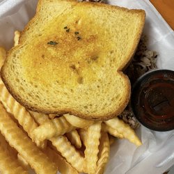 Smokin-PO-Boys Bbq - Pork Plate with French fries
