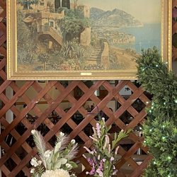 Calarco's Restaurant & Lounge