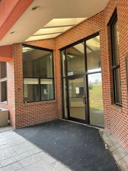 Hand of Mercy Health Care - grief counselor in Portland, ME