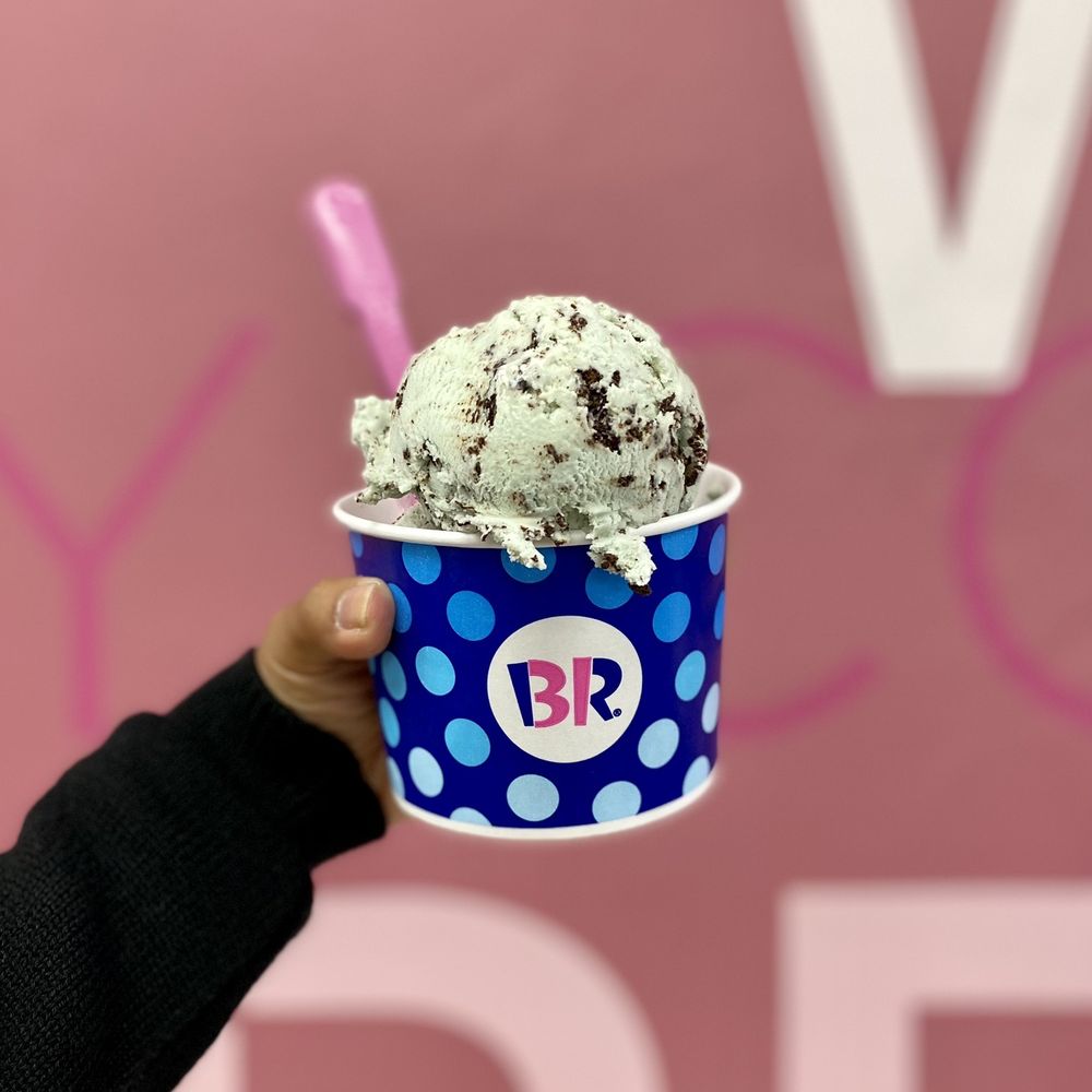Baskin-Robbins - Mint Chocolate Chip - Ice Cream & Frozen Yogurt Near Me - Vallejo, California Baskin-Robbins - Mint Chocolate Chip - Ice Cream & Frozen Yogurt Near Me - Vallejo, California