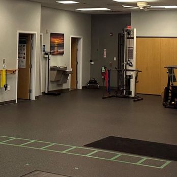RUSH Physical Therapy - McHenry - Physical Therapy Near Me - Mchenry, Illinois RUSH Physical Therapy - McHenry - Physical Therapy Near Me - Mchenry, Illinois
