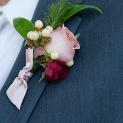T And T Flower Boutique And Gifts