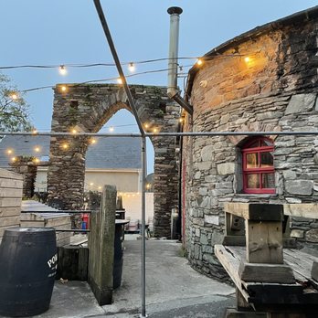 Dick Macks Pub - More of the outdoor seating. - Pubs Near Me - Dingle, Kentucky