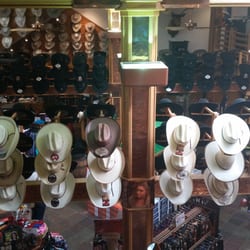 Diamond W Western Wear & Saddlery