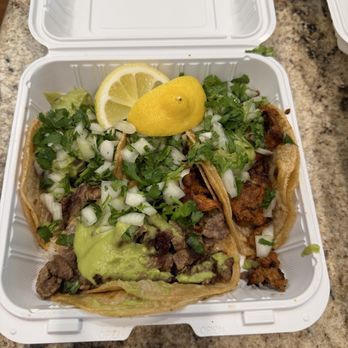 Los Jilbertos Taco Shop - Taco plate - Mexican Near Me - Murrieta, California Los Jilbertos Taco Shop - Taco plate - Mexican Near Me - Murrieta, California