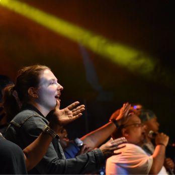 Crossover Church - Churches Near Me - Tampa, Florida