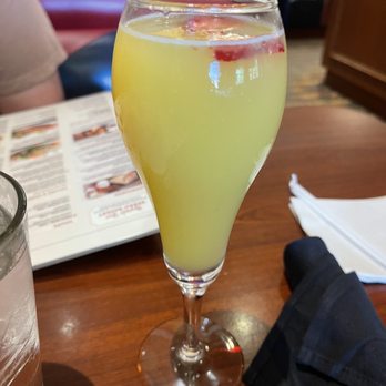 Mimi's Cafe - White Peach Mimosa - Breakfast & Brunch Near Me - Greensboro, North Carolina