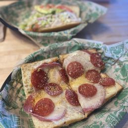 Dank (Pizza Sub)