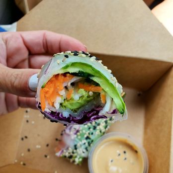 Fruits & Roots Juice Bar + Vegan Cafe - Summer rolls - Vegan Near Me - Stuart, Florida