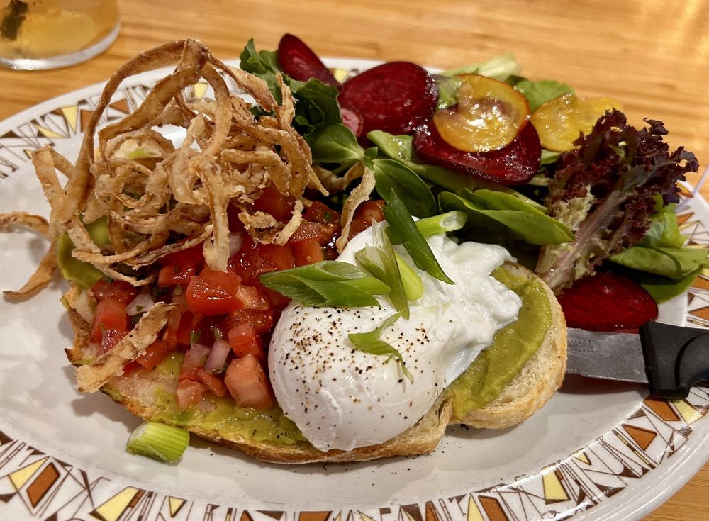 ECLECTIC LOVE Updated May 2024 13 Photos 7 Main Street E