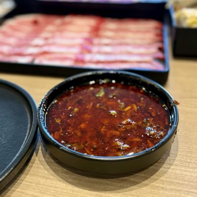 Mumu Hot Pot by null
