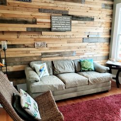 TherapyTopia - Zen area for waiting and/or therapy session.