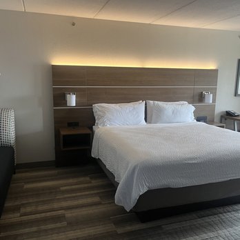 Holiday Inn Express & Suites Tempe - Venues & Event Spaces Near Me - Tempe, Arizona Holiday Inn Express & Suites Tempe - Venues & Event Spaces Near Me - Tempe, Arizona