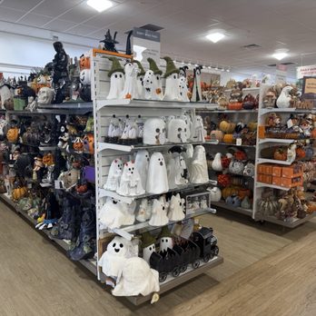 HomeGoods - 'Tis the season! - Furniture Stores Near Me - Cerritos, California HomeGoods - 'Tis the season! - Furniture Stores Near Me - Cerritos, California