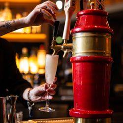 Prosecco served on draft