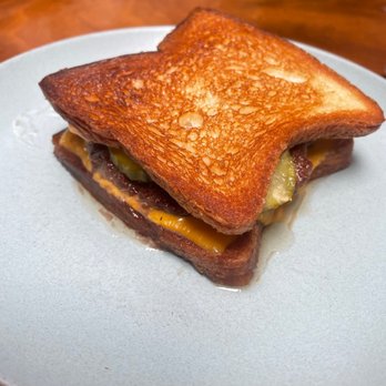 True Laurel - True Laurel Patty Melt - Cocktail Bars Near Me - San Francisco, California True Laurel - True Laurel Patty Melt - Cocktail Bars Near Me - San Francisco, California