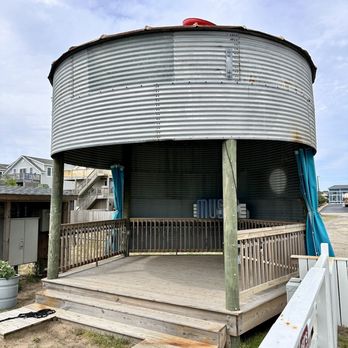 Art’s Place - Music stage - American Near Me - Kitty Hawk, North Carolina Art’s Place - Music stage - American Near Me - Kitty Hawk, North Carolina