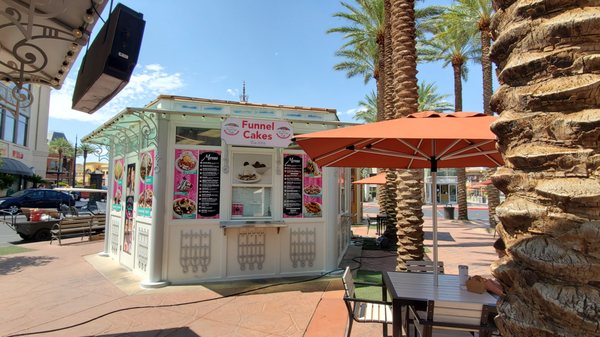 Braud's Funnel Cake Cafe by null