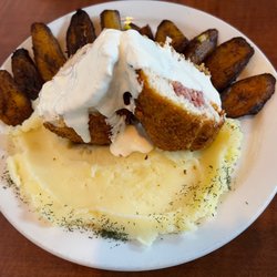 Hola Café - Cordon Bleu