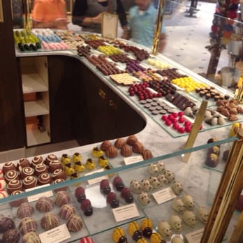 Lolli And Pops - Yummy - Candy Stores Near Me - Glendale, California Lolli And Pops - Yummy - Candy Stores Near Me - Glendale, California
