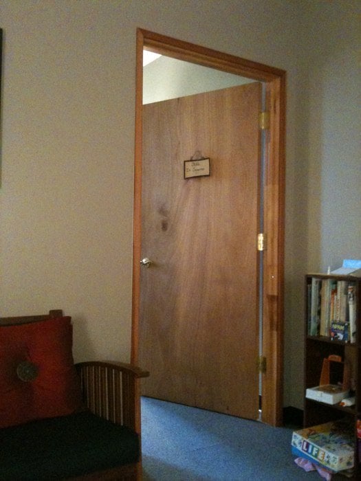 Edwards Laurie PhD - grief counselor in Kaneohe, HI