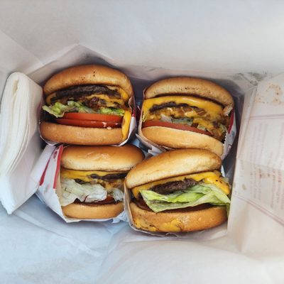 In-N-Out Burger by null