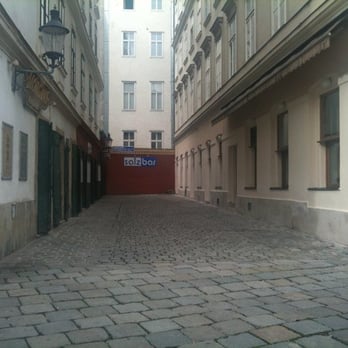 Bermudadreieck - Bars Near Me - Vienna, 9 Bermudadreieck - Bars Near Me - Vienna, 9