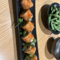 Wabi Sabi - SALMON ABURI ROLL