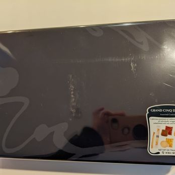 J Sweets - Desserts Near Me - Arlington Heights, Illinois