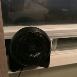 Worst. AC. Ever. Worst. AC. Ever.