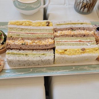 Thames Foyer - Coffee & Tea Near Me - London, XGL