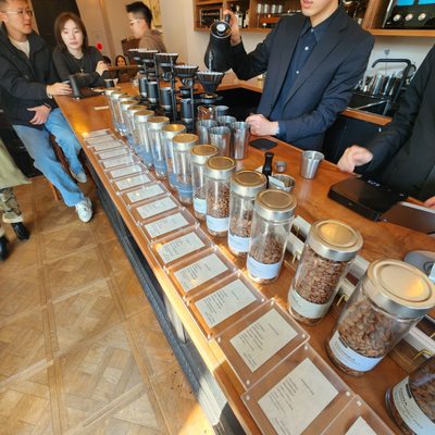 GLITCH COFFEE & ROASTERS by null