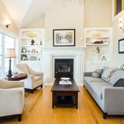 The Lake House B&B - Guest seating area