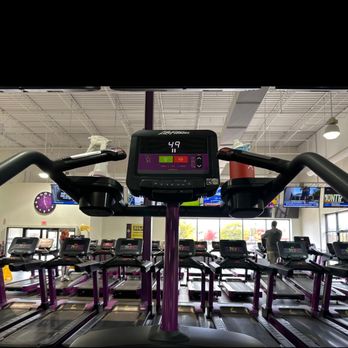 Planet Fitness - Do you have these stair masters in the gym? - Gyms Near Me - Des Plaines, Illinois Planet Fitness - Do you have these stair masters in the gym? - Gyms Near Me - Des Plaines, Illinois